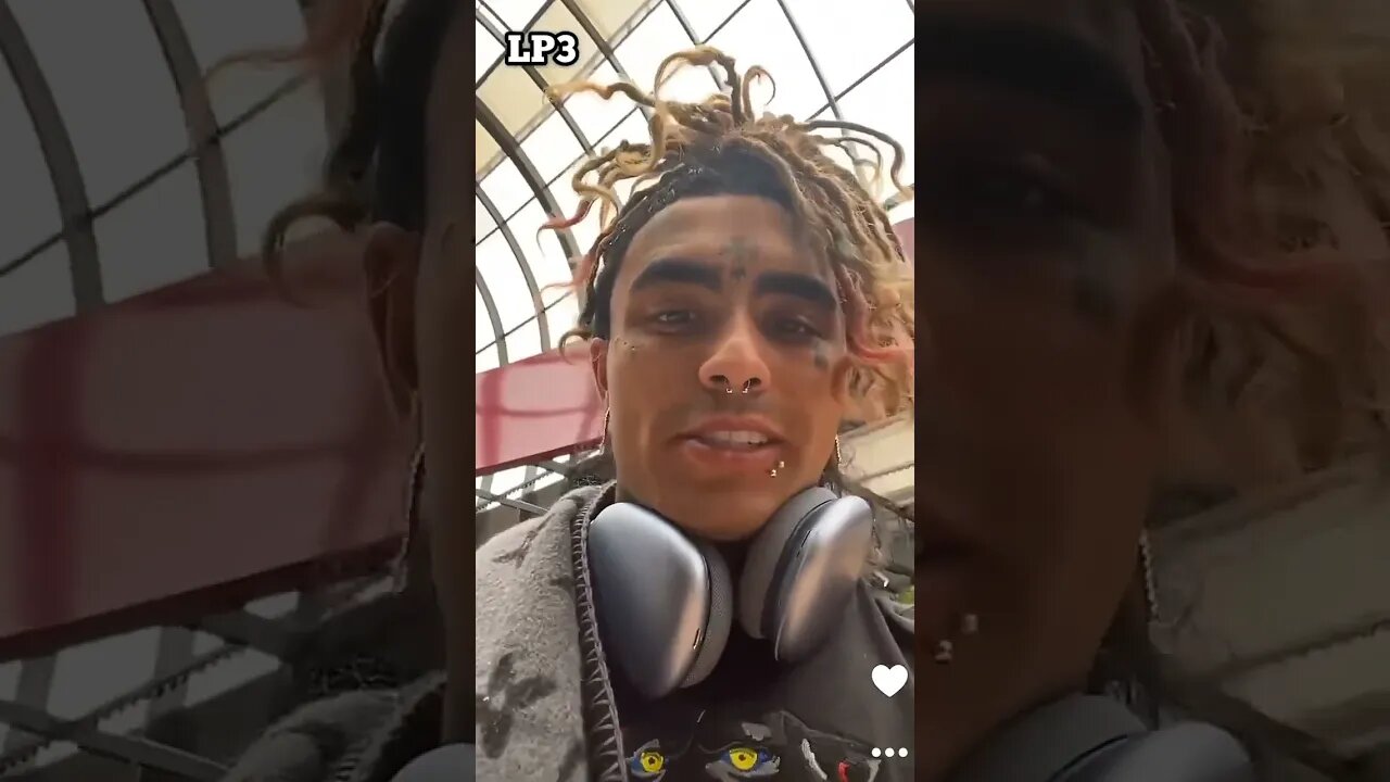 They’re still bumping lil pump at the airport ✈️ in 2023 #LilPump #Shorts #esketit #2023
