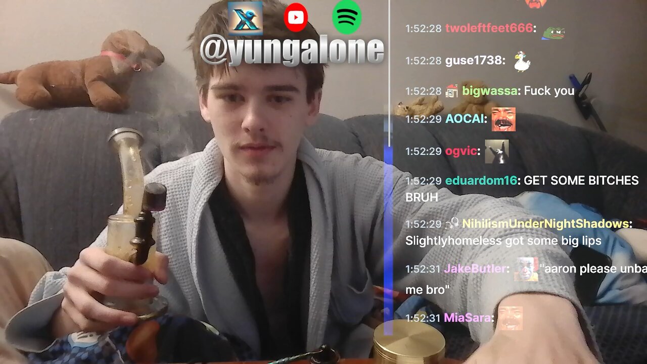 Yung Alone Takes Dab Out of Black Banger on Kick