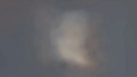 unusual object going down very slowly pulsating over East Coast Florida