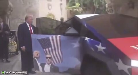 TRUMP❤️🇺🇸🥇🪽GETS🤍🇺🇸🏅🪽🎁BRAND NEW TESLA CYBERTRUCK AS A GIFT💙🇺🇸🪽🏅🏰🚘🛞🎊⭐️