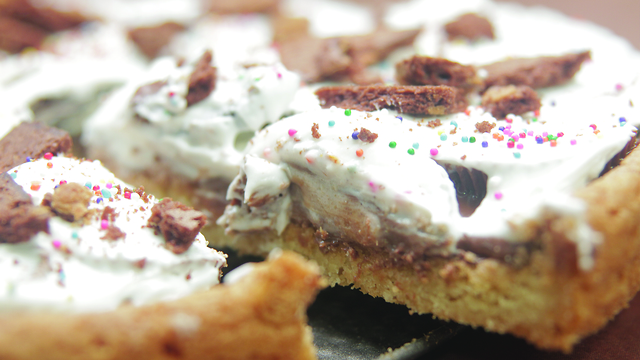 Dessert Pizza