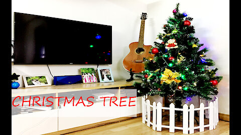 How to decorate a Christmas Tree | Happy Christmas!