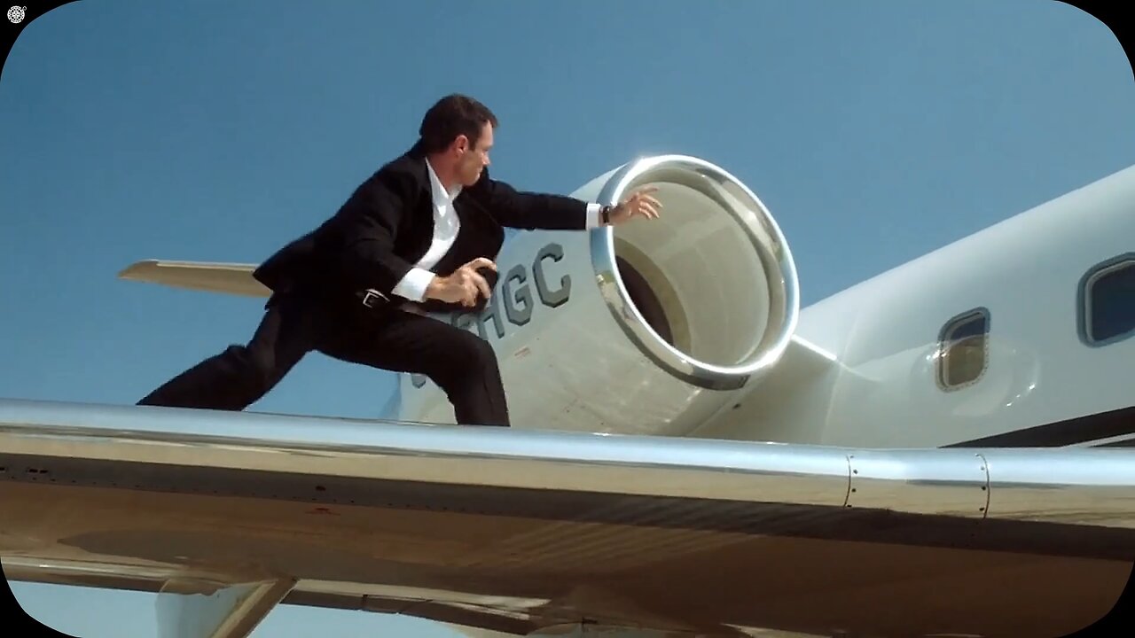 『0029』 Catch up with the plane.. No problem! @ 【Transporter-The Series, 2012】