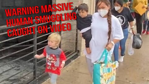 Raw Video: Reporters Confront Massive Human Smuggling Operation During Trump Border Visit Part 1