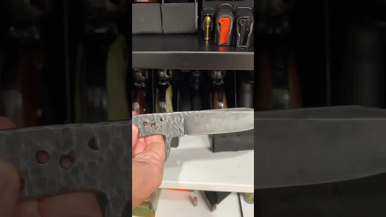 Cheguei e já fui pro Cofre