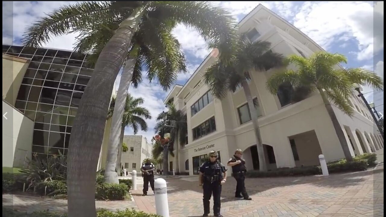Man brings attention to freedom of speech laws by getting different reactions at Stuart, Fort Pierce city halls