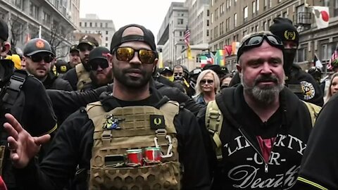 Madre de exlíder de los Proud Boys espera que Trump perdone a su hijo