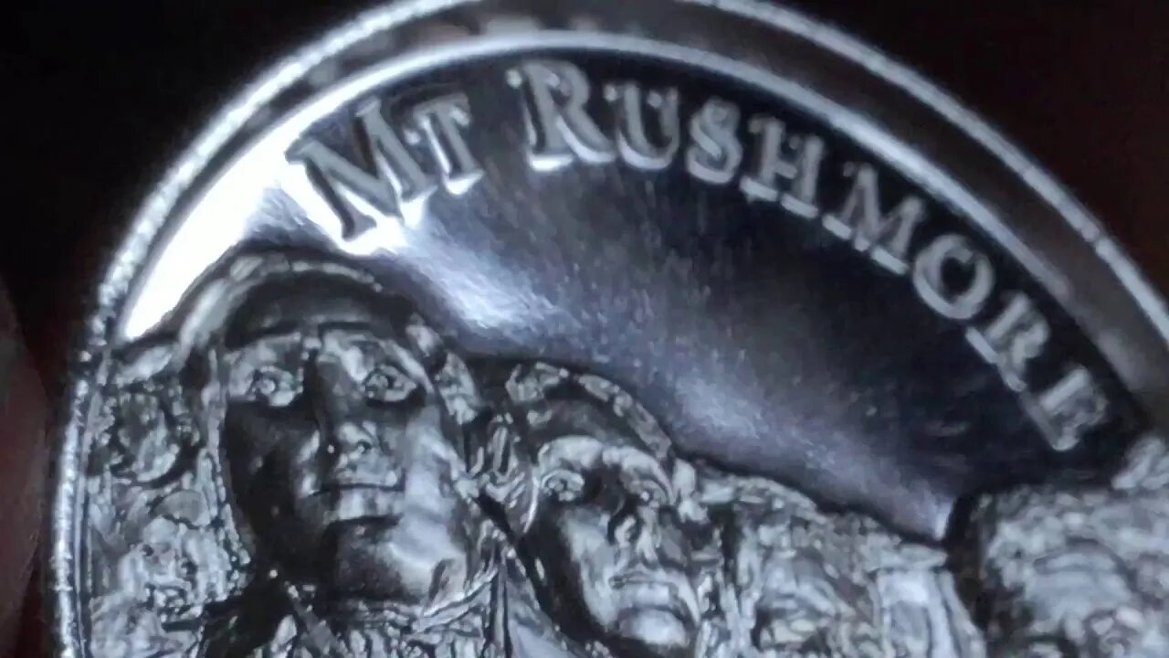 Mt. Rushmore Ultra High Relief Silver Round Unpackaging