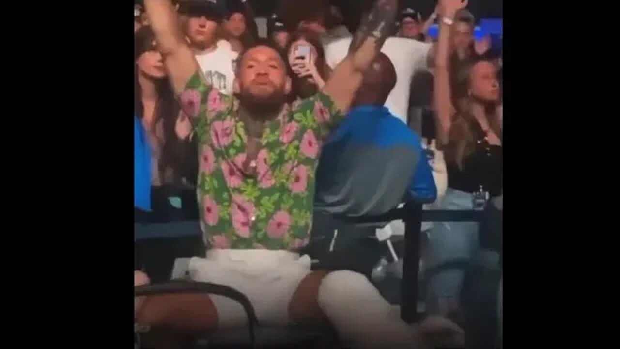 Conor Mcgregor at Justin Bieber’s concert with his family