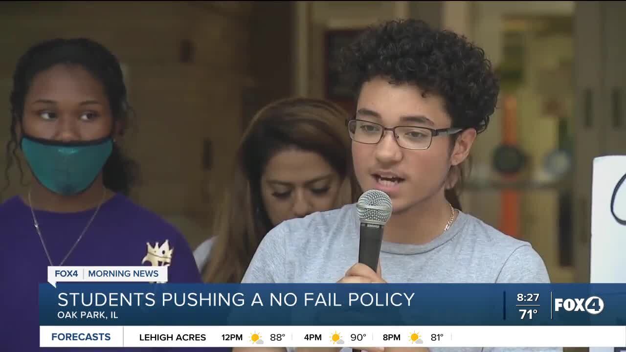 Students push for no fail policy in Illinois