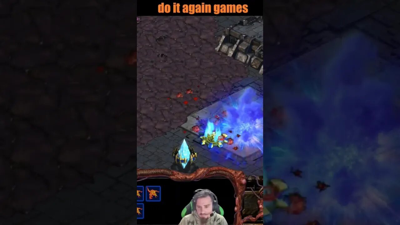 Zergling versus protoss Cannon