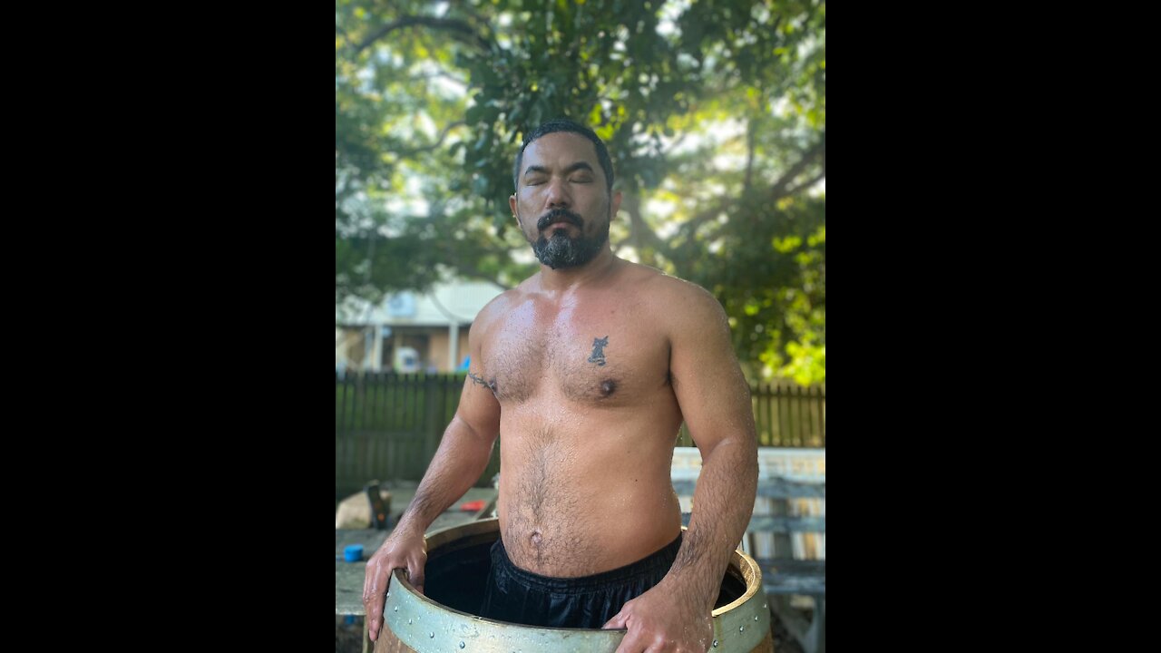 Ice 🥶Bath 24 June 2021🧘‍♂️. Preparation and Wim Hof Breathing