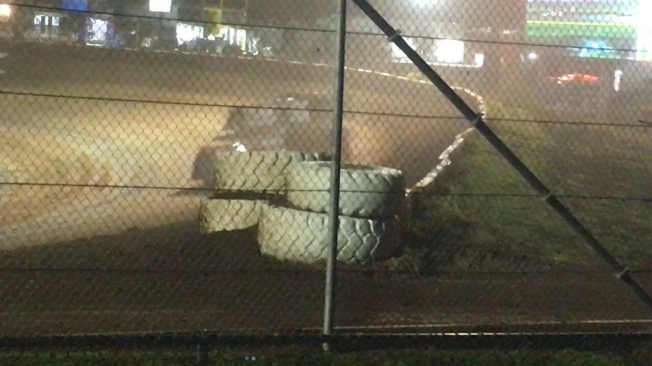 Dirt track racing cedar lake speedway