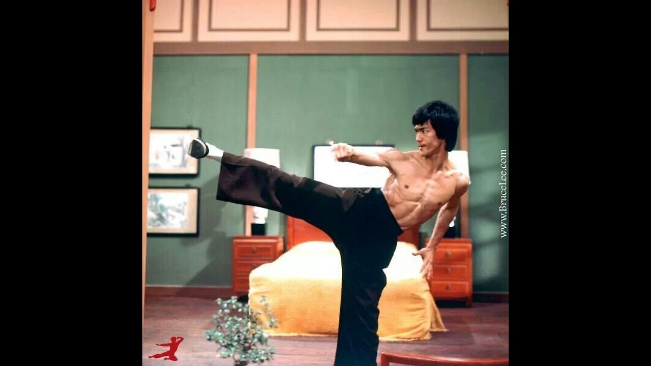 Cross kick Studio Films Bruce Lee Enter the Dragon