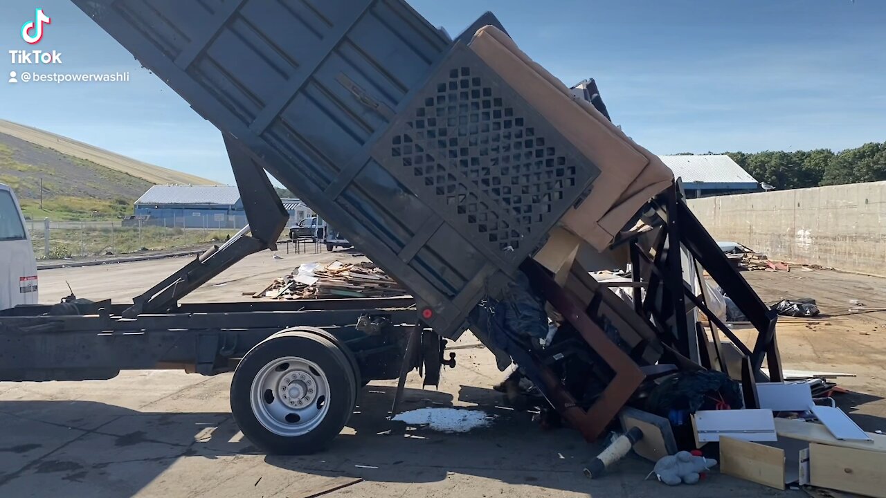 DUMP TRUCK RENTAL/JUNK REMOVAL