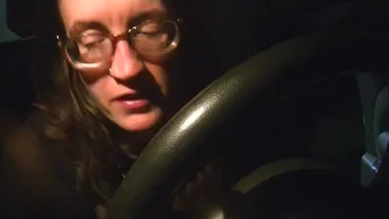 3am is not too late + ag's spot-on impression of ronnit