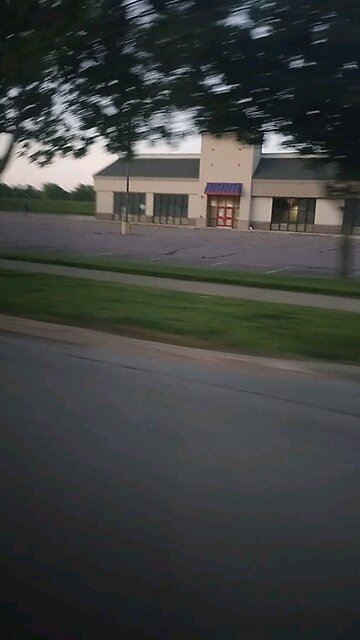 rest in peace to the old Chuck e cheese here we had in town