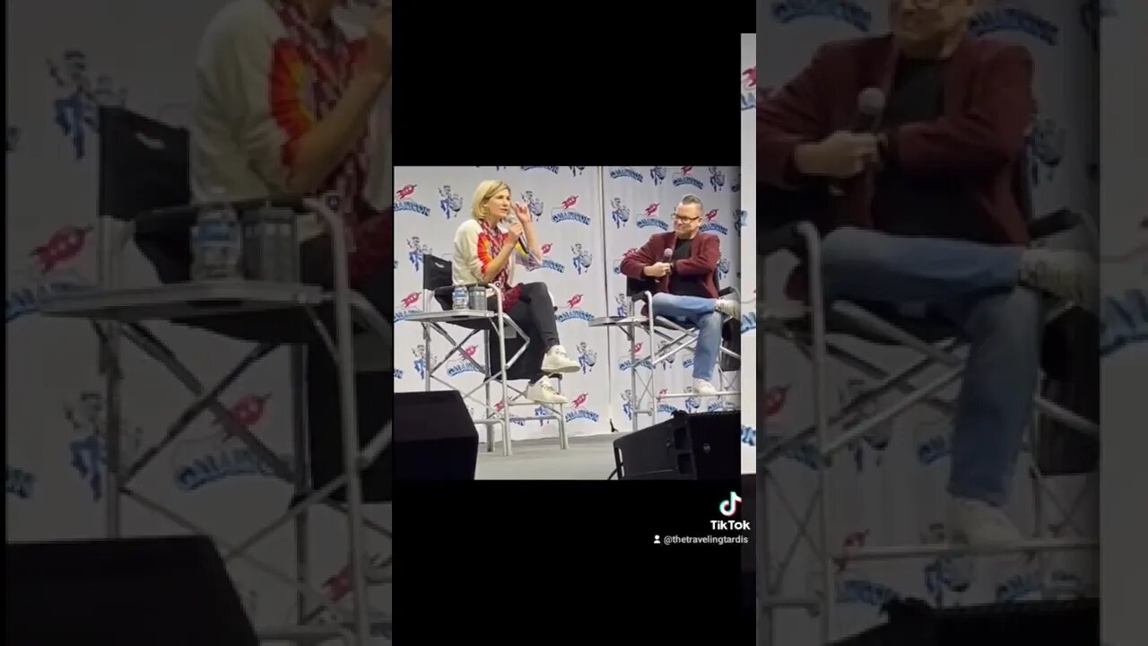 🎄 #JODIEWHITTAKER #THIRTEENTHDOCTOR #GALAXYCON #GALAXYCON2022 #GALAXYCONCOLUMBUS #SUBSCRIBE #SHORTS