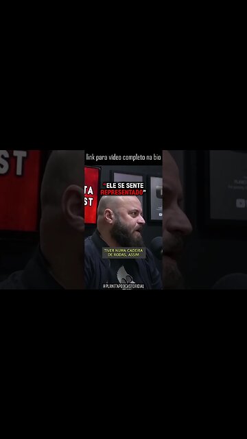 “PIADA É BOA QUANDO TODO MUNDO RI” com Paulinho Serra | Planeta Podcast #shorts