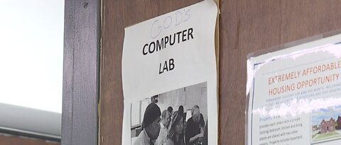 'God's computer lab' helps area homeless