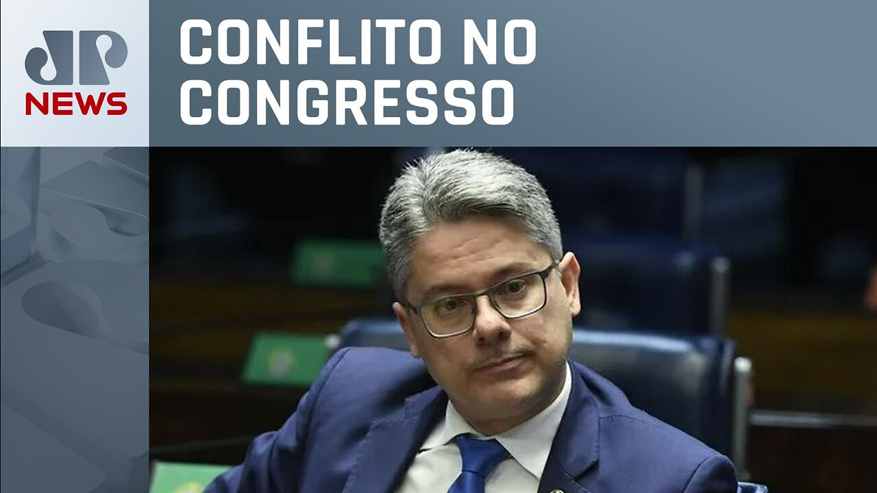 Senador aciona STF contra decisão de Arthur Lira de alterar regime interno da Câmara