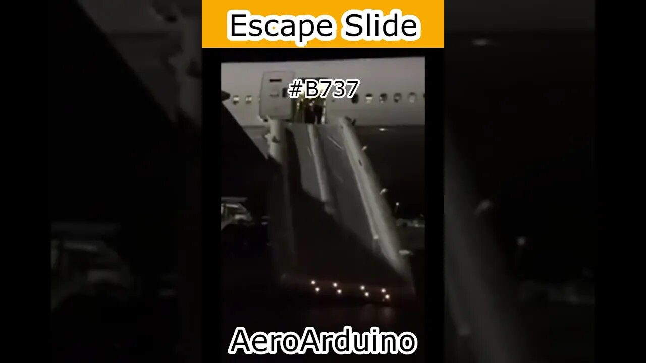 Watch Those Guys Shooting #B737 Escape Slide At Night Shift #Aviation #Fly @AeroArduino