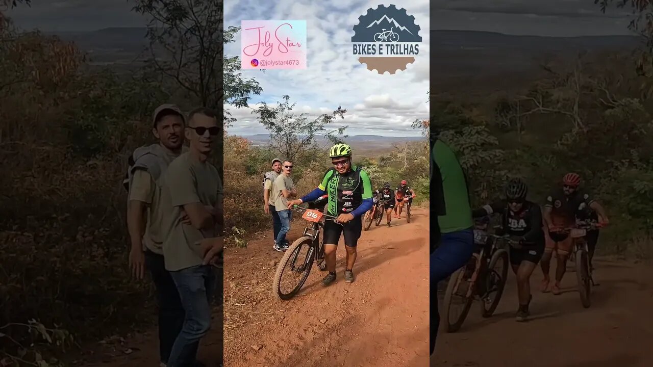 E continuamos empurrando a bike na T2 - Picos Pro Race - BIKES E TRILHAS #shorts #bike #mtb