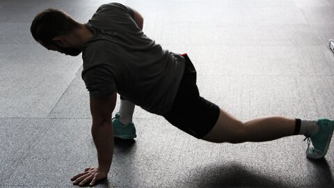 hyperbolic stretching: 8 minutes investment