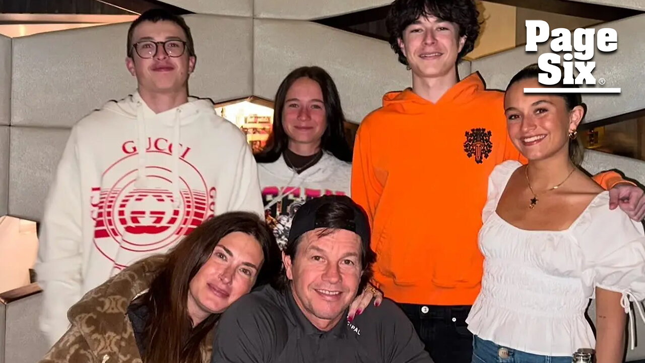 Mark Wahlberg and Rhea Durham share rare family photo with all 4 kids on Thanksgiving