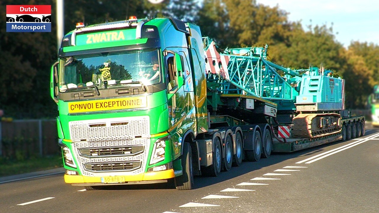 Trucks leaving Special Transport Truckshow!