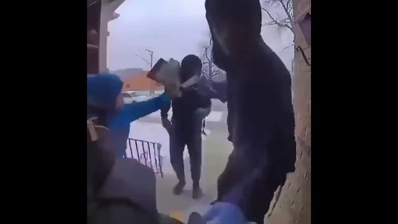 أسرة مسلمة تتعرض للسطو في أمريكا