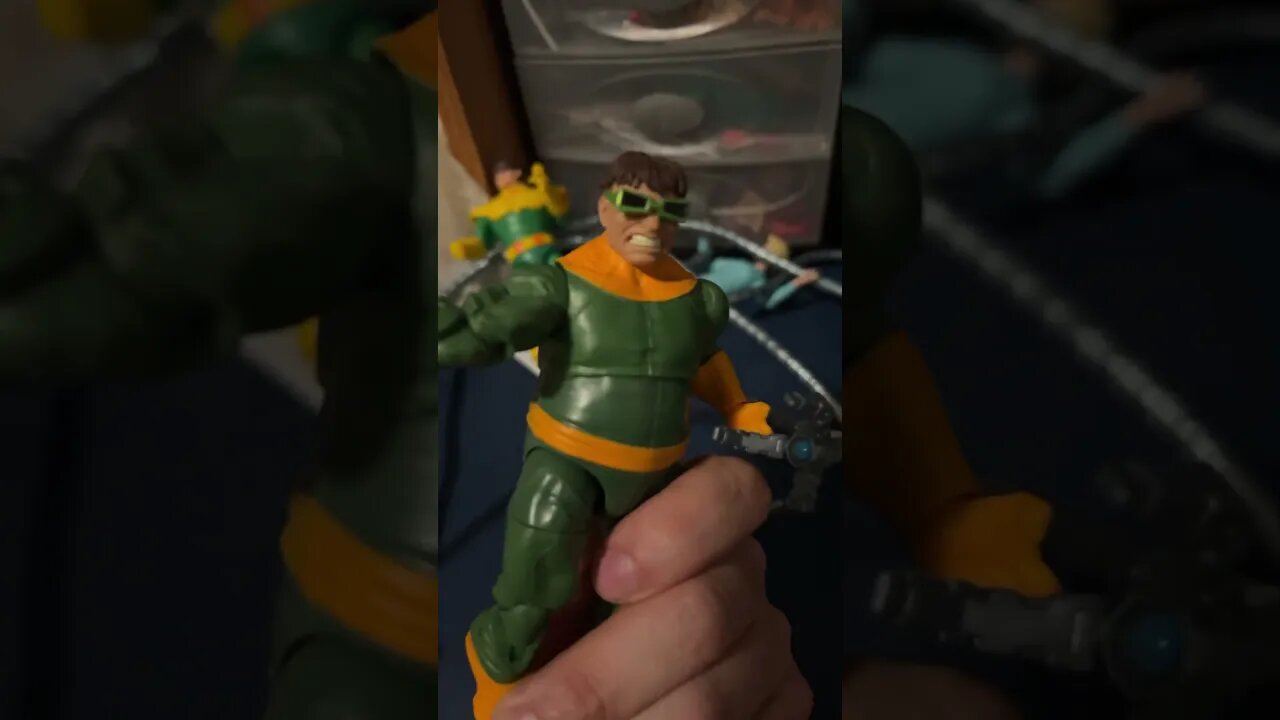 Does the New Ock’s arms work with the old arms? #spiderman #actionfigures #marvel #shorts #docock