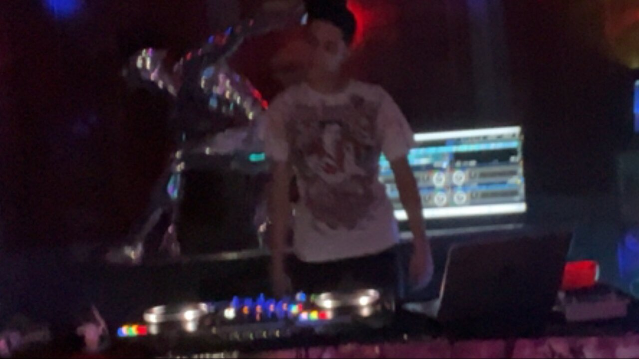 KPop DJ Alex Live Party