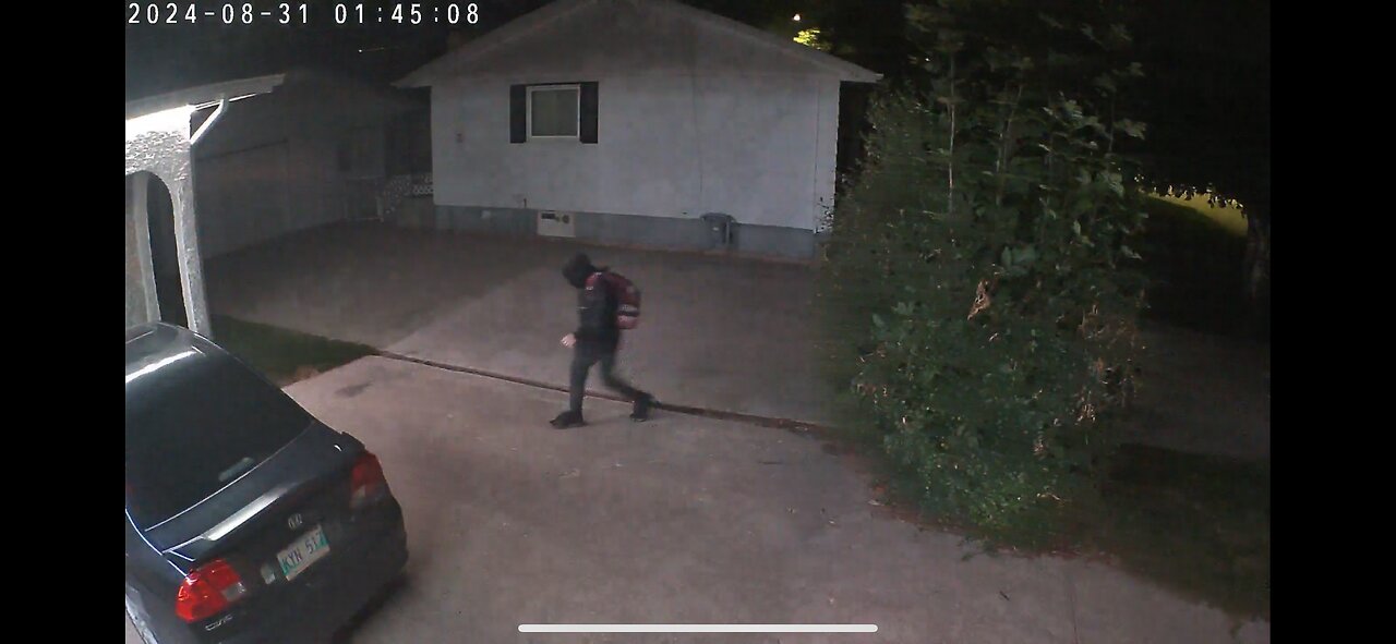 Watch: Epic Burglar Fails Wannabe Burglar Terrified by TP-Link Security Camera Alarm! #BurglarFails