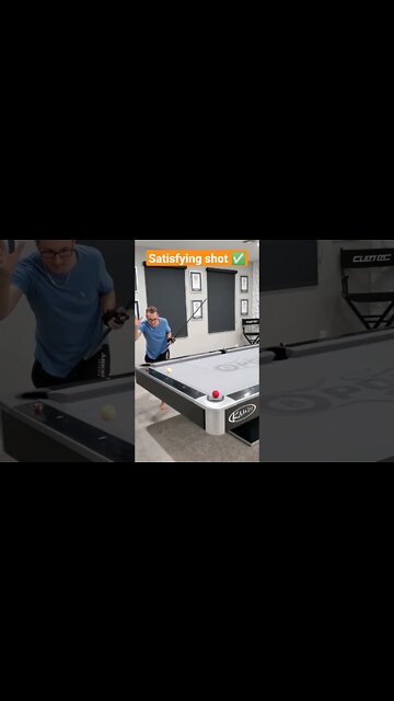 Gotta drop it right on time for this to work! Satisfying shot! ⚪🔴🔴 #8ballpool #shorts