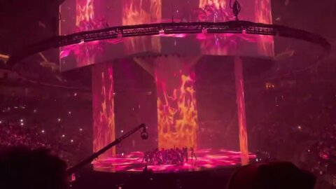 Worlds 2022 Opening Ceremony by MasterCard (Court Side)