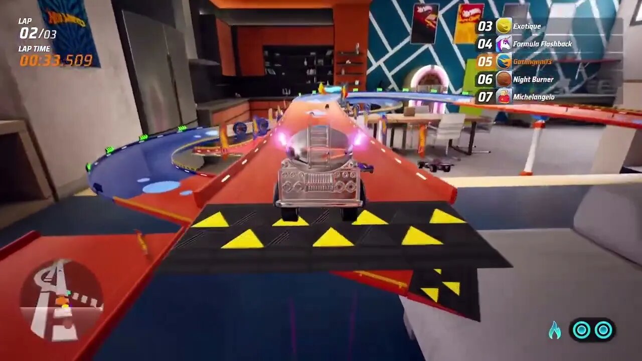 Hot Wheels Unleashed - Basement Environment: Couch Surfing Gameplay