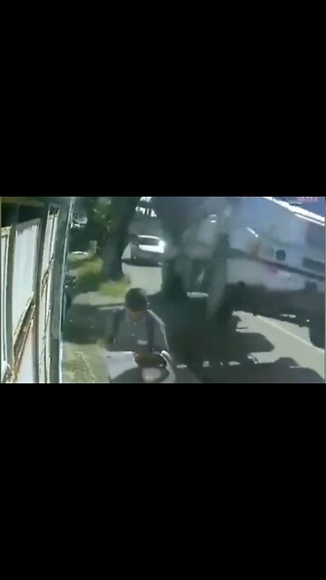 Huge Truck FLYS Toward Man, What Happens Next Is Shocking