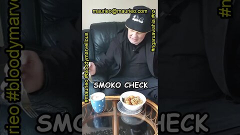 maurieo #shorts #SMOKOCHECK HONEY CHICKEN ON RICE NOODLES
