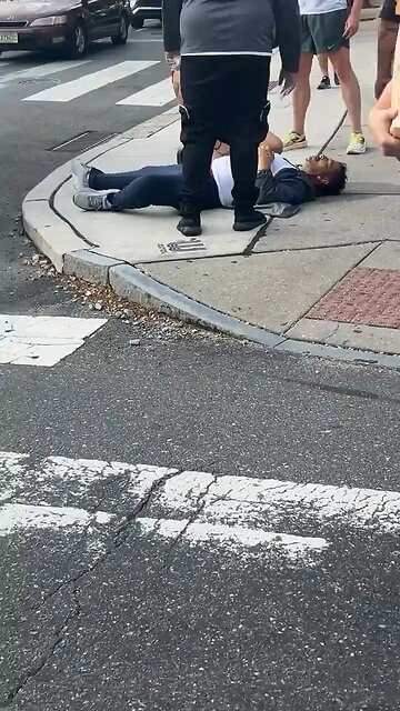 Woman Saves Man’s Life with Narcan After Overdose on Street Corner