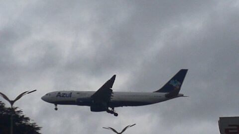 Airbus A330 PR-AIW na final antes de pousar em Manaus vindo de Campinas 18042021