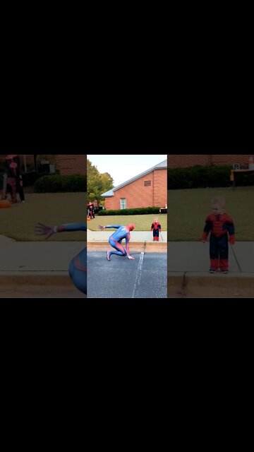 Baby Spider-Man meet Daddy Spider-Man