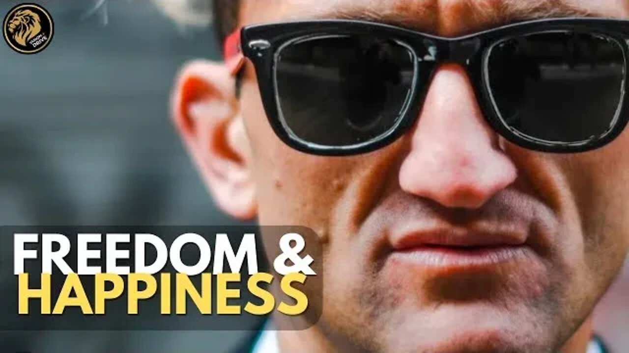 CASEY NEISTAT REVEALS SECRETS TO FREEDOM & HAPPINESS #shorts #caseyneistat