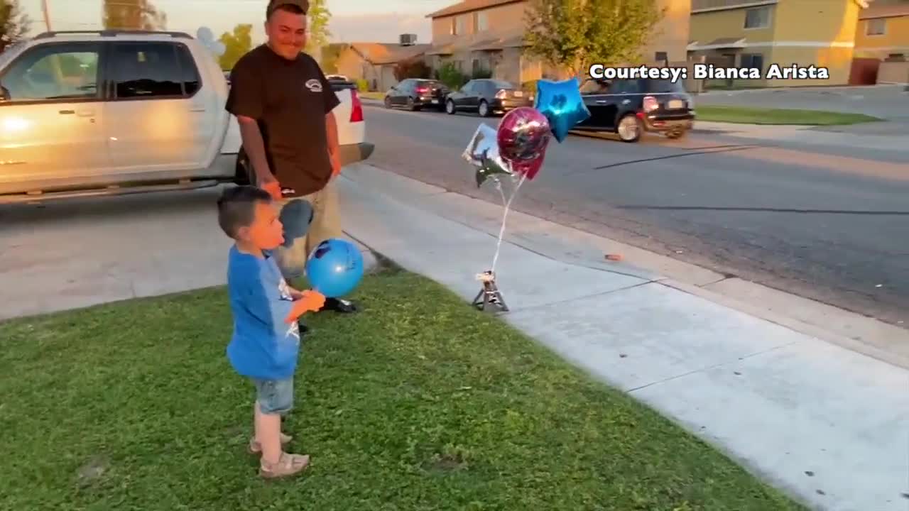 Ian gets a birthday driveby to celebrate his 3rd birthday