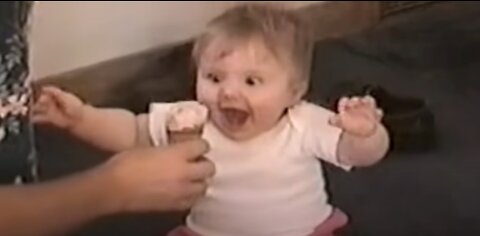 Babies are eating ice cream! Funny Video!