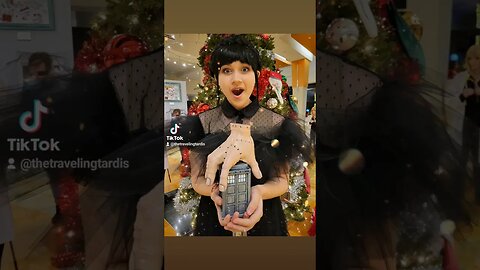 🎄 #WEDNESDAY #COSPLAY #CHRISTMAS #TARDIS #HOLMAT ❄️ #HOLMAT2022 #TRAVELINGTARDIS #SUBSCRIBE #SHORTS