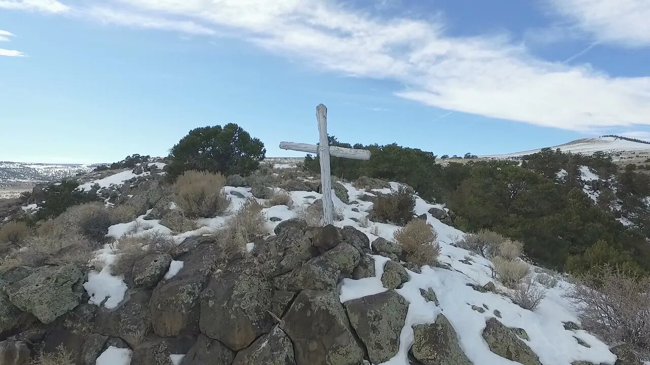 Cross #1 on Los Mogotes Phantom 3A Drone