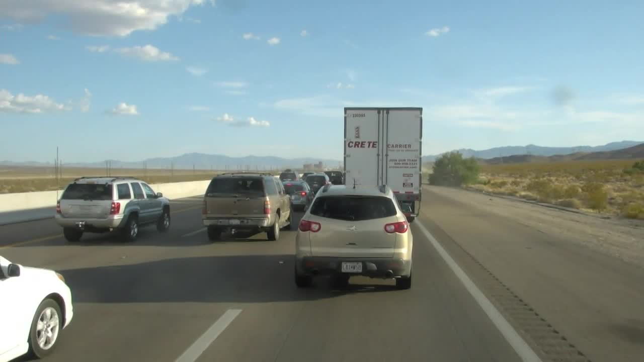 Traffic Update: Labor Day traffic on the I-15 near Primm