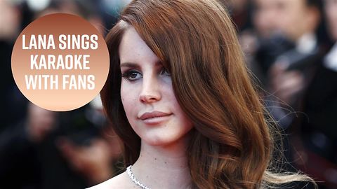 Lana Del Rey joins drunk fans to sing her karaoke song