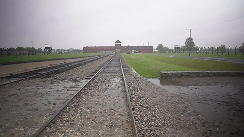 Auschwitz 3